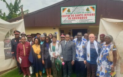 KOUOGOUO : LE MINISTRE PASCAL NGUIHE KANTE RÉTROCÈDE UN CENTRE INTÉGRÉ DE SANTÉ ET APPELLE À UN VOTE MASSIF POUR LE PRÉSIDENT PAUL BIYA